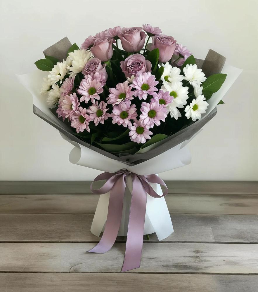 Букет цветов из: Хризантемы и Розы в Суровикино