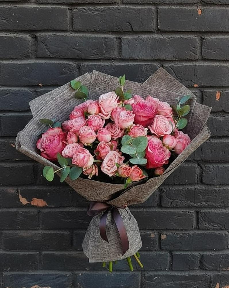 Букет цветов из: Розы в Суровикино