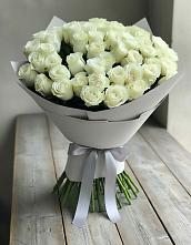 Букет 35 Белых роз в Суровикино