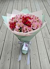 Букет цветов из:  Альстромерии в Суровикино