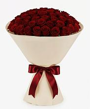 Букет 101 Бордовая роза Блэк Бакарра в Суровикино