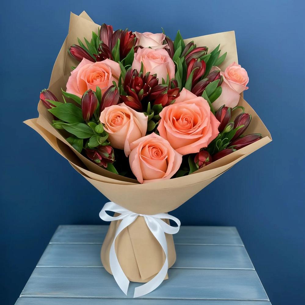 Букет цветов из: Розы и Альстромерии в Суровикино