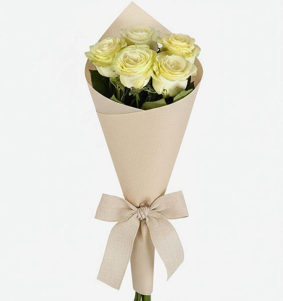 Букет цветов из: Розы в Суровикино