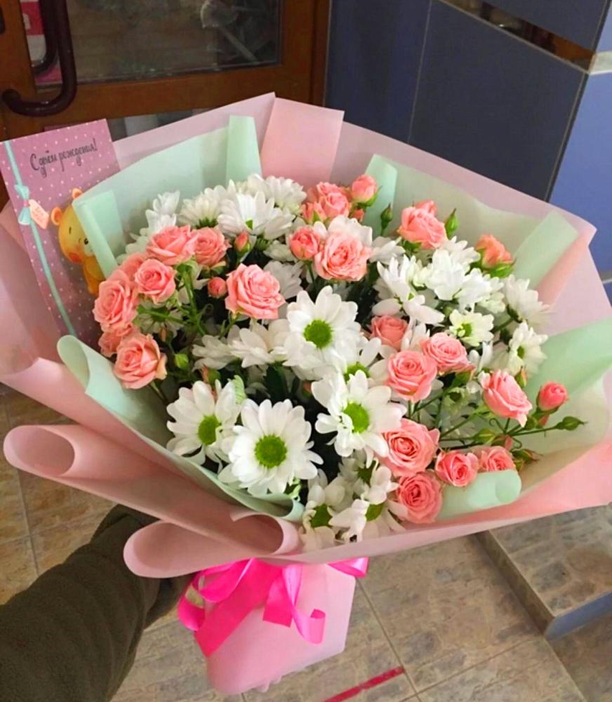 Букет цветов из: Розы и Хризантемы в Суровикино