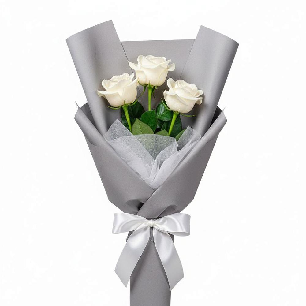 Букет 3 белые розы в Суровикино