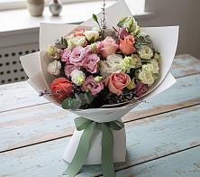 Букет цветов из:  Розы, Лизиантусы и Гвоздики в Суровикино