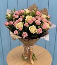 Букет цветов из:  Розы в Суровикино