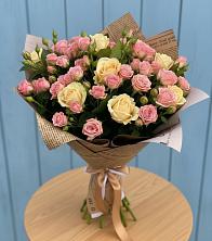 Букет цветов из:  Розы в Суровикино