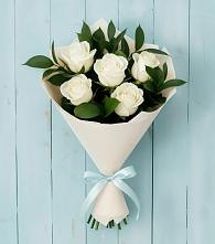 Букет цветов из:  Розы в Суровикино