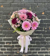 Букет цветов из:  Герберы и Хризантемы в Суровикино