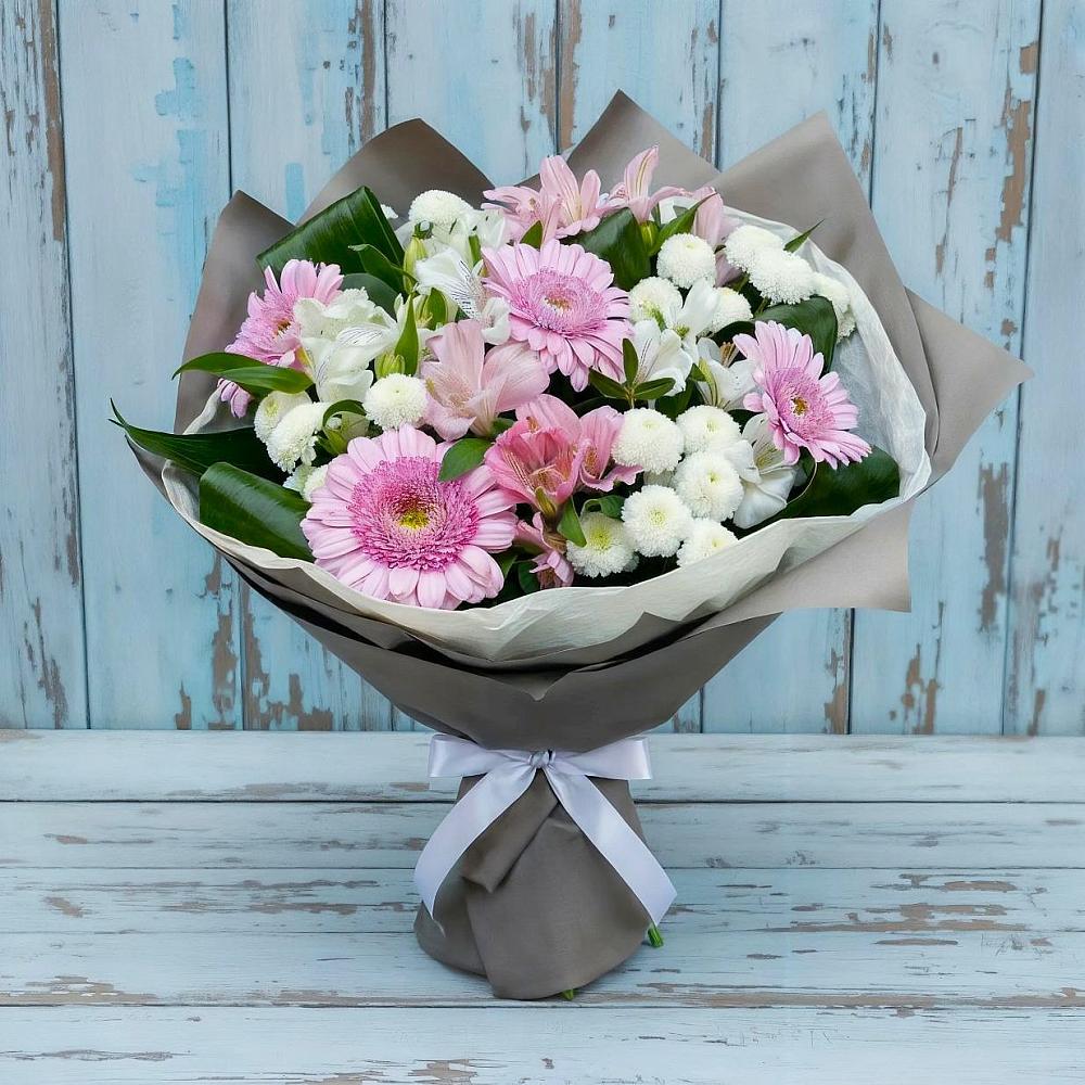 Букет цветов из: Герберы, Альстромерии и Хризантемы в Суровикино