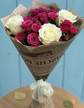 Букет цветов из:  Розы в Суровикино