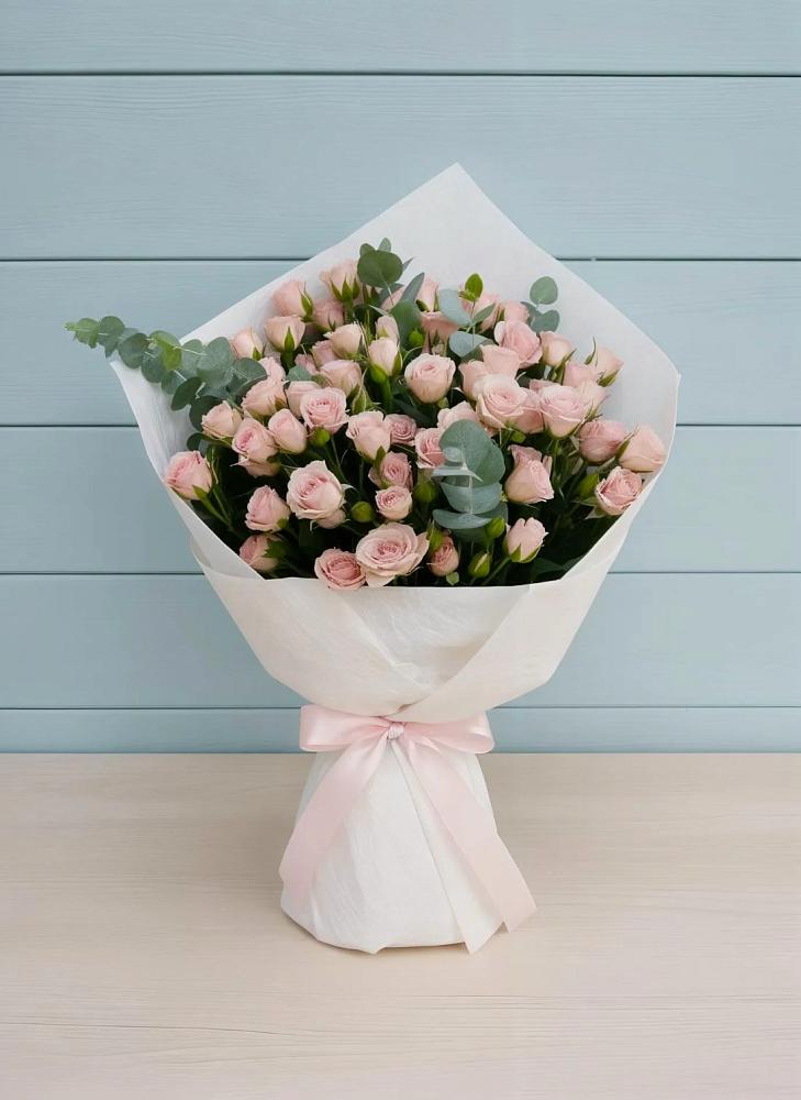 Букет цветов из: Розы в Суровикино