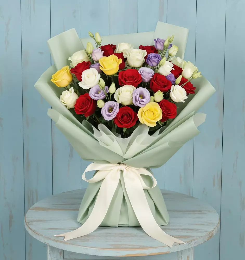 Букет цветов из: Розы в Суровикино