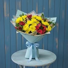 Букет цветов из:  Альстромерии и Хризантемы в Суровикино