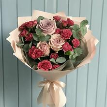 Букет цветов из:  Гвоздики и Розы в Суровикино