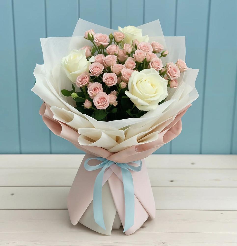 Букет цветов из: Розы в Суровикино