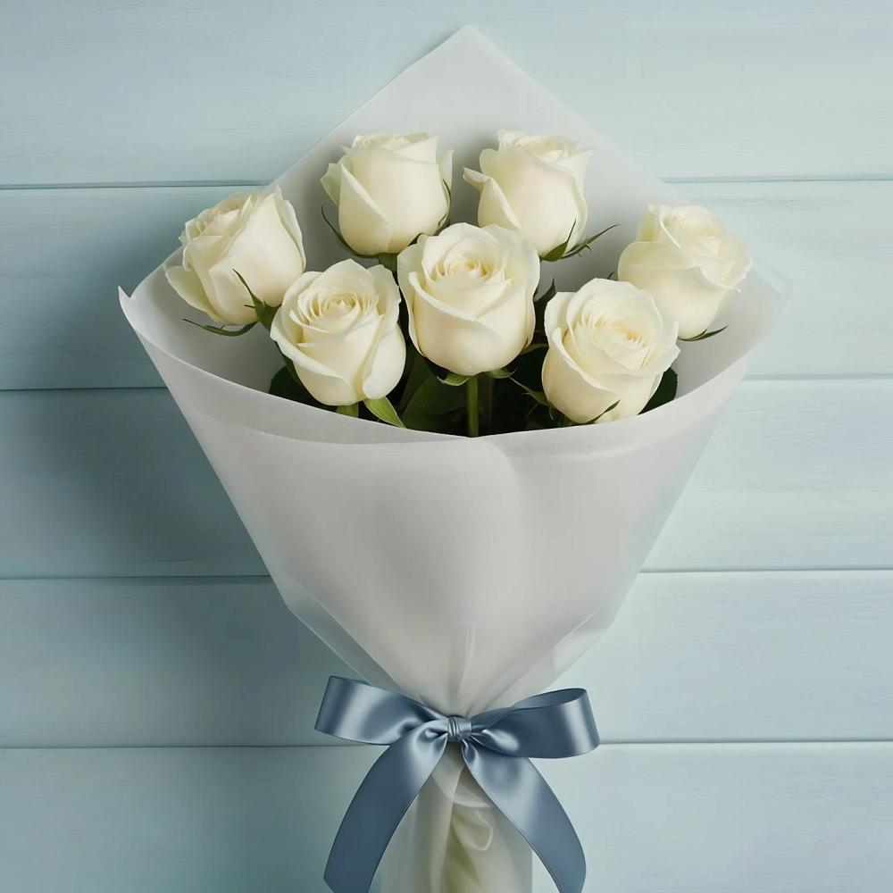 Букет 7 Белых роз Эдлесс Лав в Суровикино